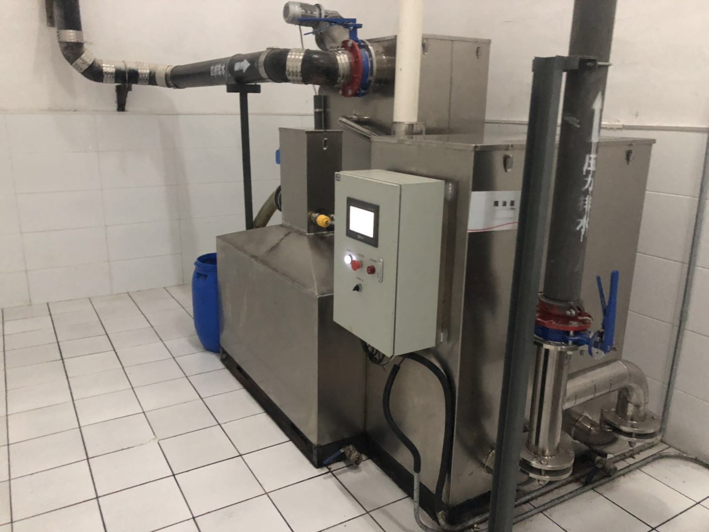 智能隔油提升設(shè)備 智能隔油提升設(shè)備